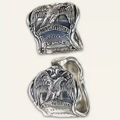 Women’s vintage spoon ring with detailed floral design