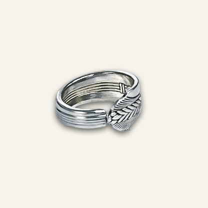 Running Laurel Garland Spoon Ring