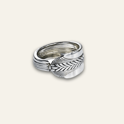 Running Laurel Garland Spoon Ring