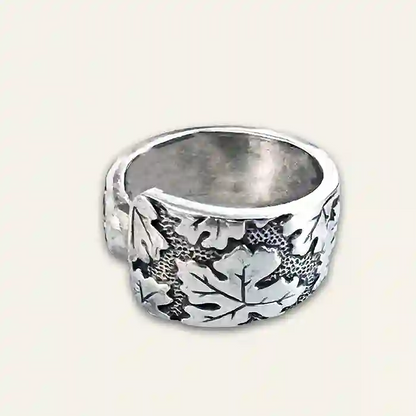 Vintage Leaf Pattern Spoon Ring
