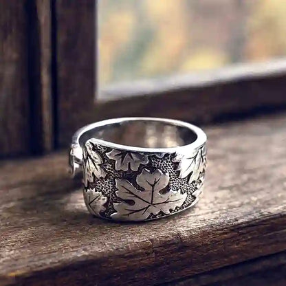 Vintage Leaf Pattern Spoon Ring