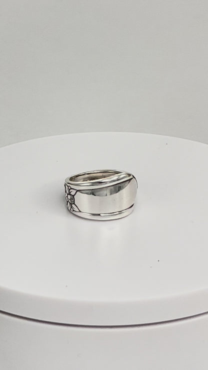 Floral Pattern Silver-Plate Spoon Ring